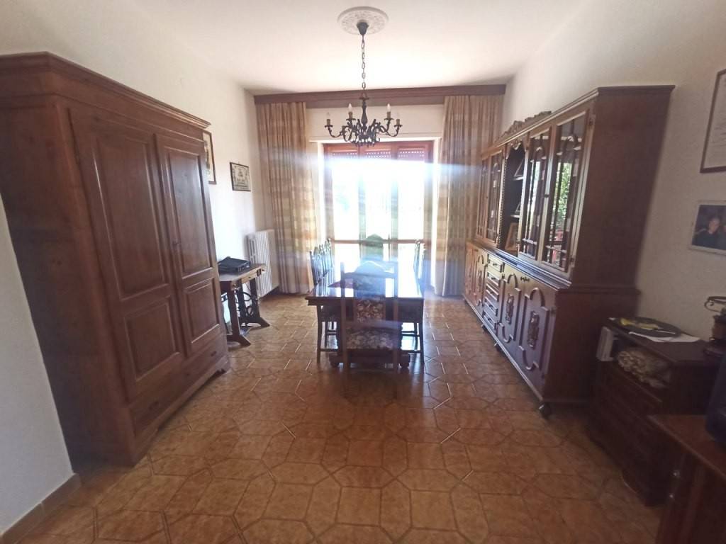 Villa a Castiglione del lago in Via Castiglionese, 24 - Foto 5