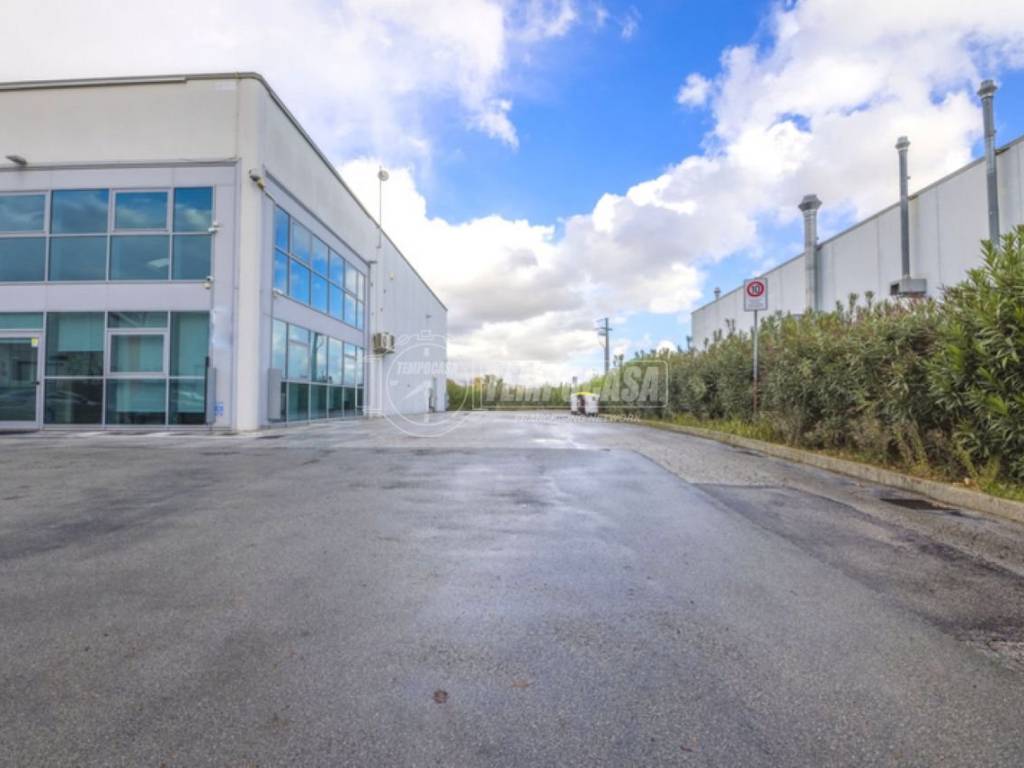 Immobile a Montecosaro in Via della Maggiola - Foto 4