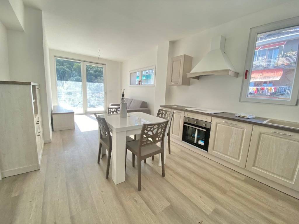 Appartamento a Alassio in Via Neghelli, 21 - Foto 2