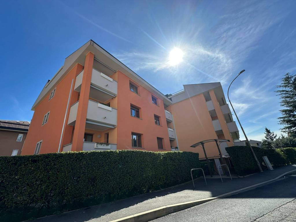 Attico / mansarda a Como in Viale Rimembranza - Foto 1
