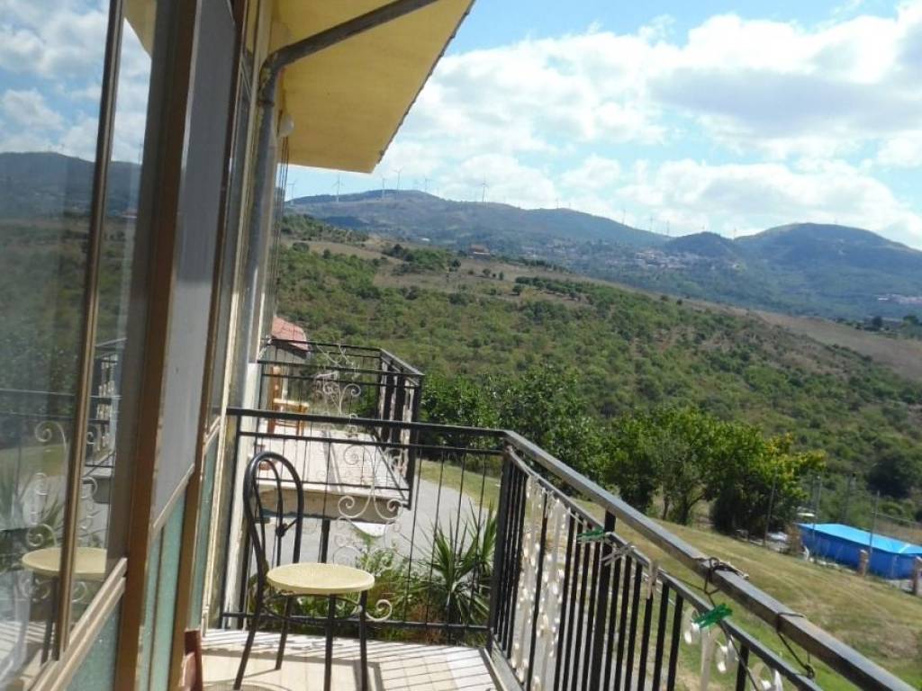 Villa a Caposele - Foto 3