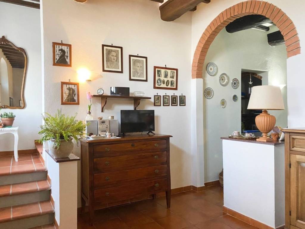 Villa a Vinci in Via Cino da Pistoia - Foto 4