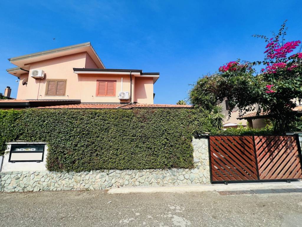 Villa a Pizzo in Contrada Difesa - Foto 1
