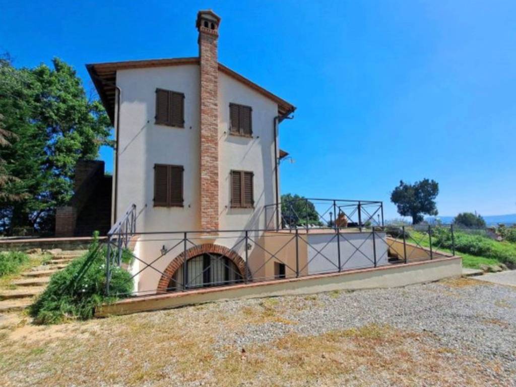 Rustico / casale a Castiglione del lago in Via Romagna - Foto 5