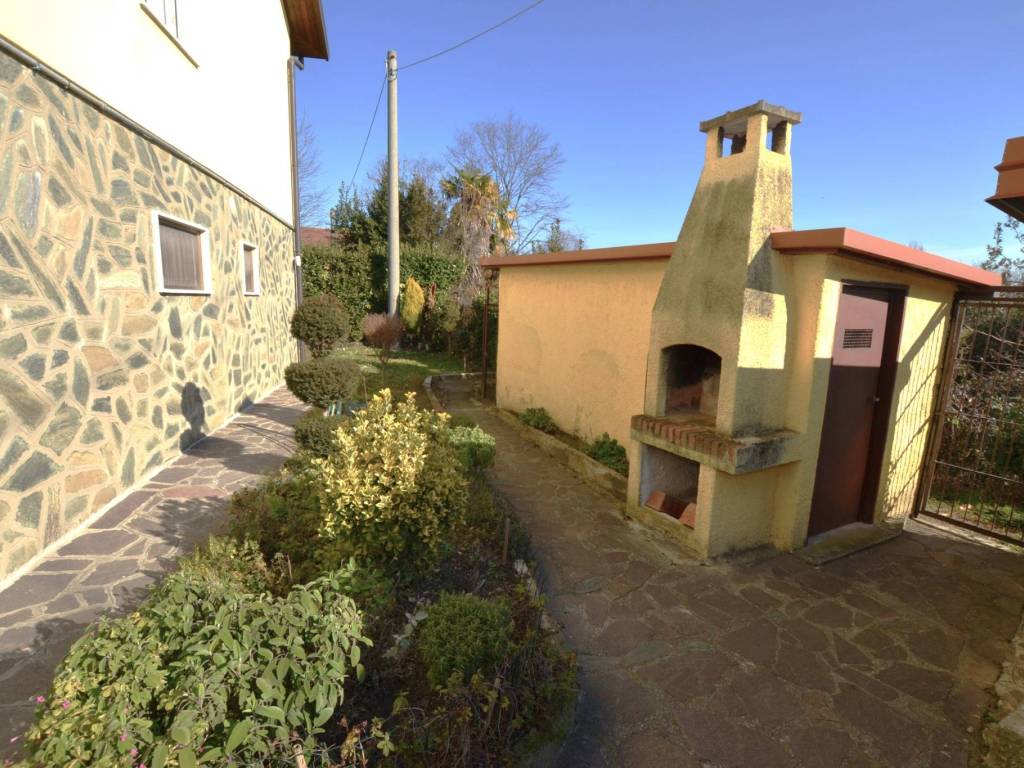 Villa a Merate in Via Federico Confalonieri, 33 - Foto 4