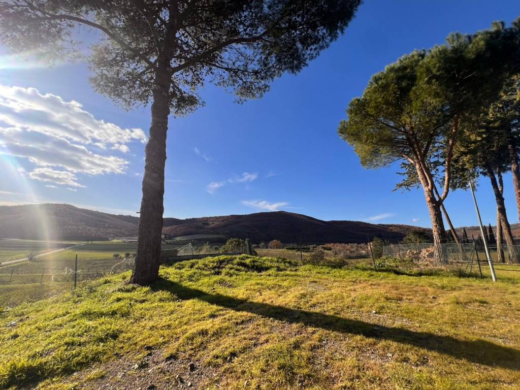 Villa a Passignano sul trasimeno in Strada Provinciale di Lisciano Niccone II Tratto - Foto 4