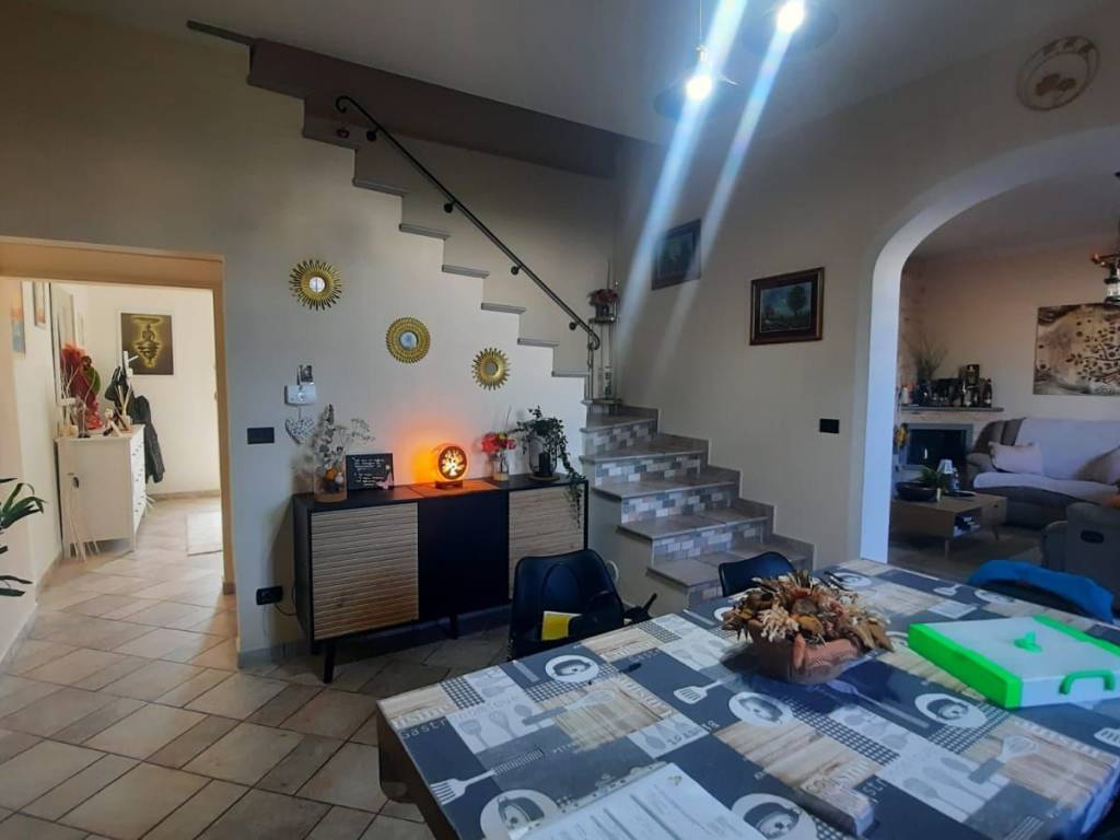 Casa indipendente a Carmignano in Via Statale - Foto 2