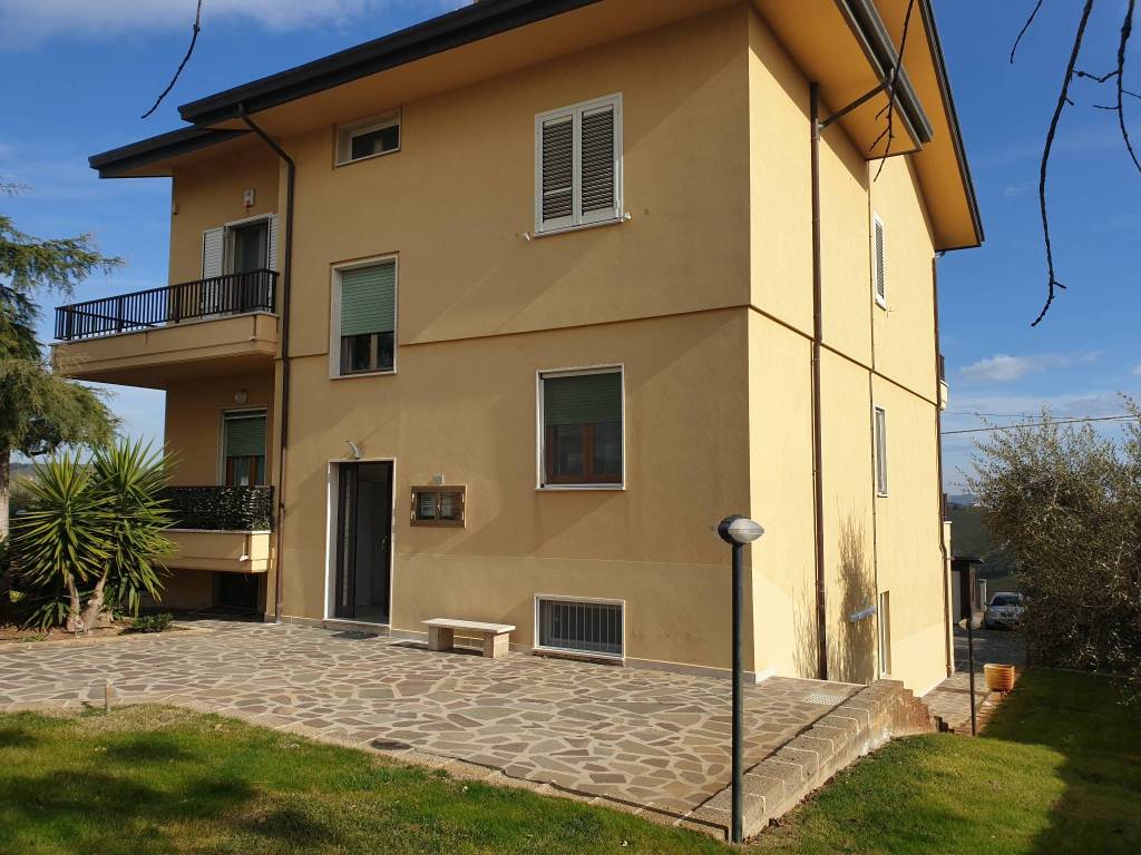 Appartamento a Controguerra in Contrada San Giuseppe, 7 - Foto 3