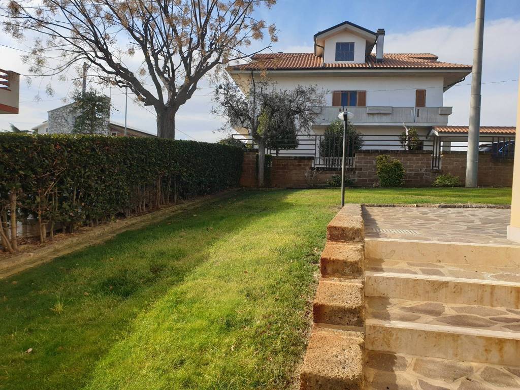 Appartamento a Controguerra in Contrada San Giuseppe, 7 - Foto 5