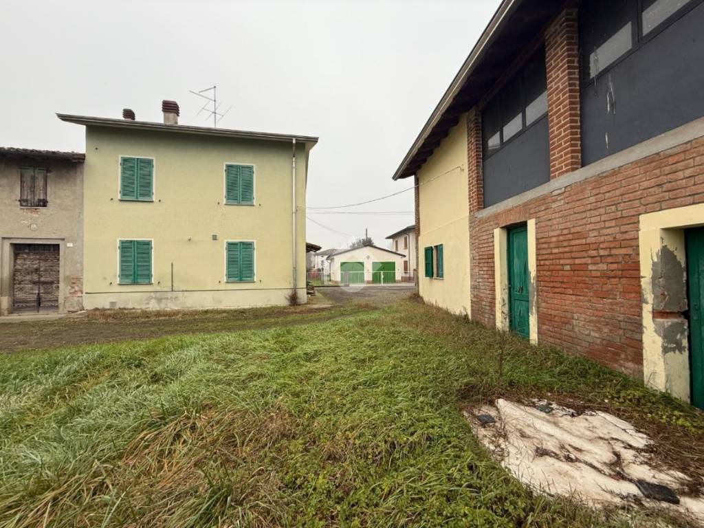 Casa indipendente a Sissa trecasali in Via Martiri della Libertà, 7 - Foto 2