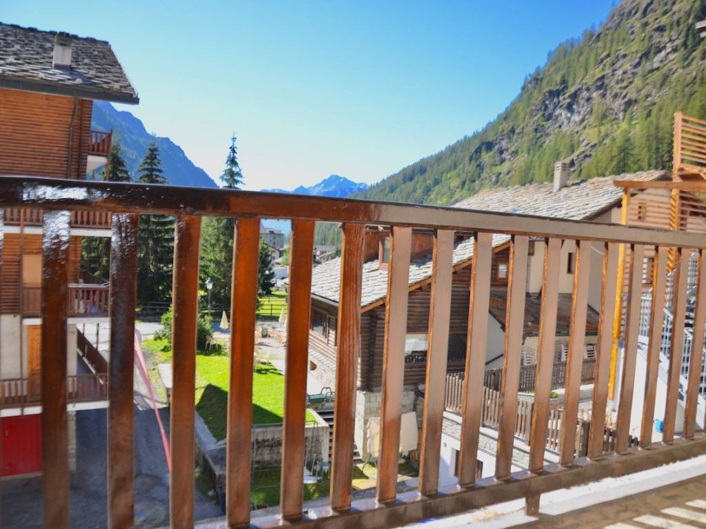 Appartamento a Gressoney-la-trinitè in Località Edelboden Superiore, 31 - Foto 3