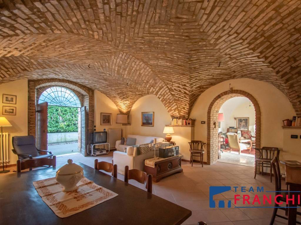 Palazzo / stabile a Castiglione delle stiviere in Via Seriola - Foto 3
