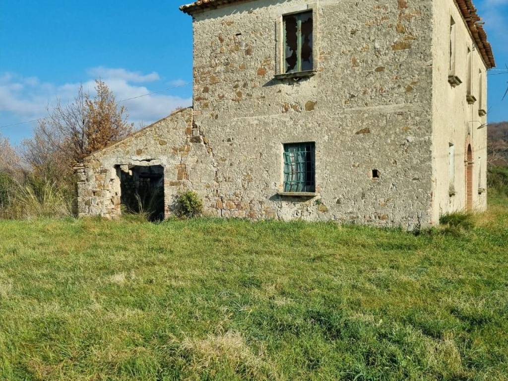 Villa a Postiglione in Via Santa Sofia - Foto 4