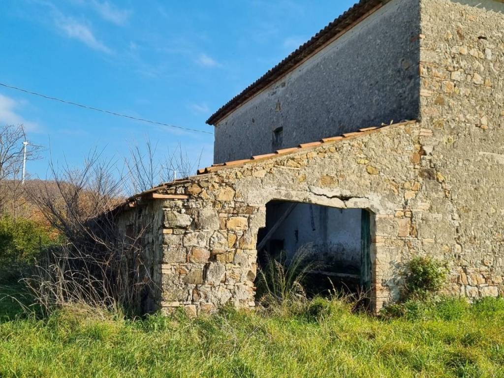 Villa a Postiglione in Via Santa Sofia - Foto 5