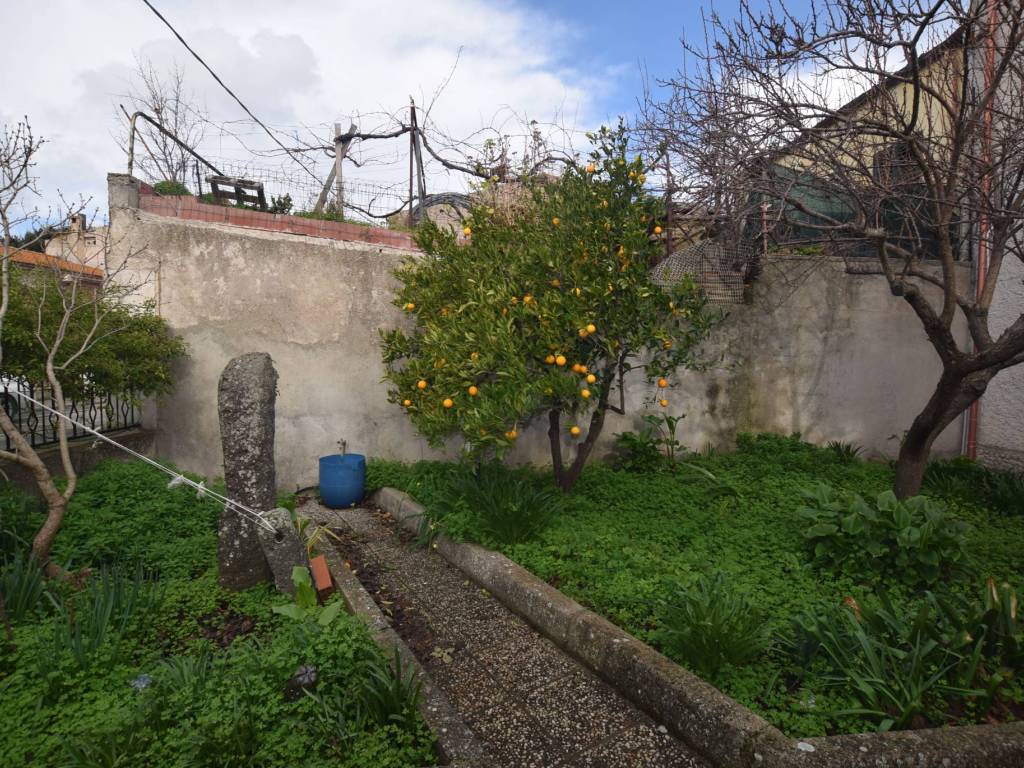 Villa a Borore in Via Vittorio Emanuele III, 35 - Foto 2