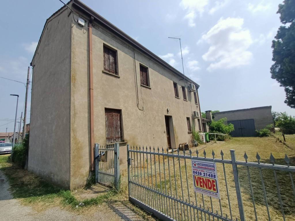 Villa a Adria in Via Monsignor Giuseppe Tinello, 6 - Foto 2