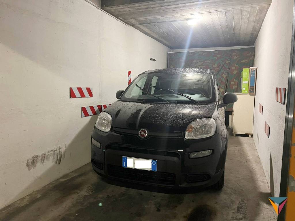 Box / garage a Mantova in Vicolo Due Catene - Foto 2