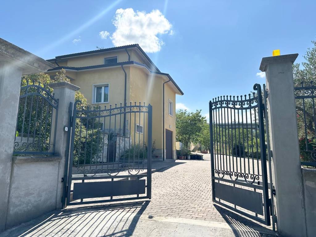 Villa a Campobasso in colle dell'orso - Foto 2