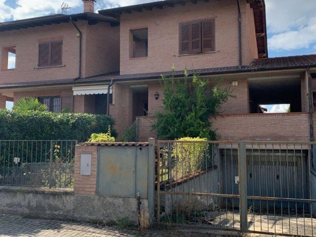 Villa a Cura carpignano in Via Giuseppe Verdi, 3 - Foto 3