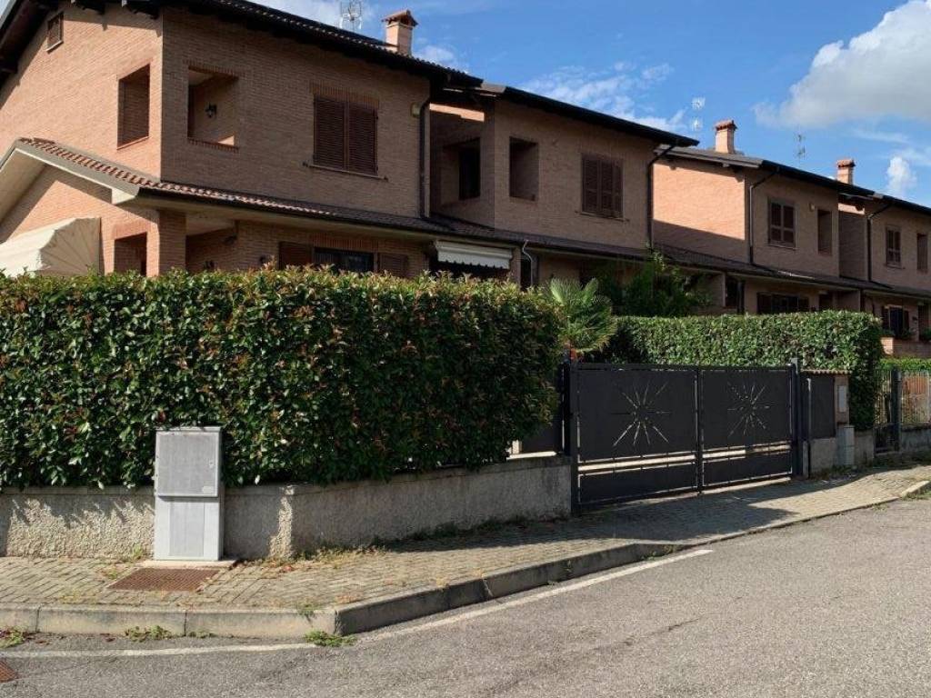 Villa a Cura carpignano in Via Giuseppe Verdi, 3 - Foto 4