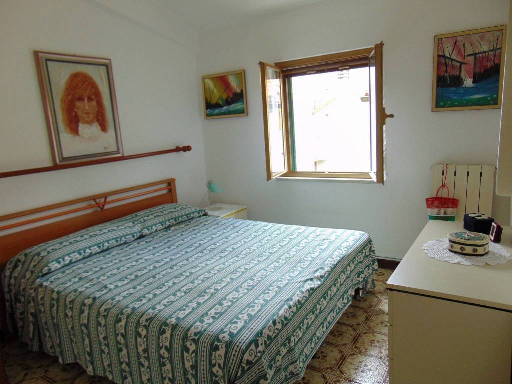 Casa indipendente a Deiva marina in Via Aldo Moro, 39 - Foto 4