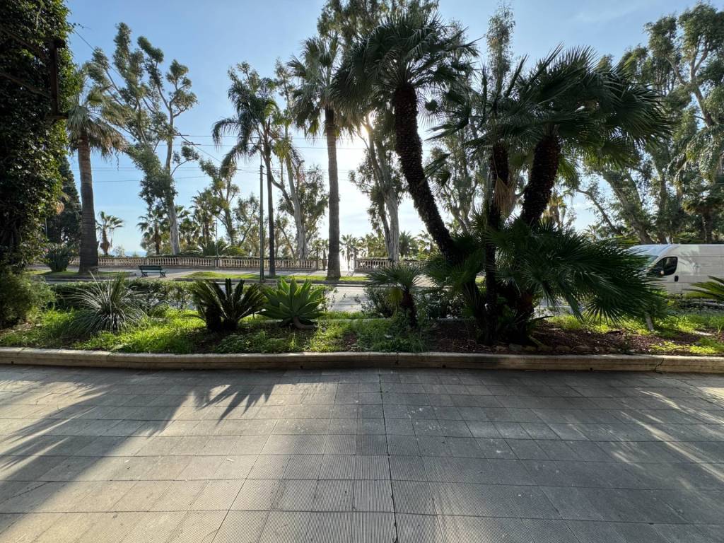 Immobile a Ospedaletti in corso regina margherita - Foto 2