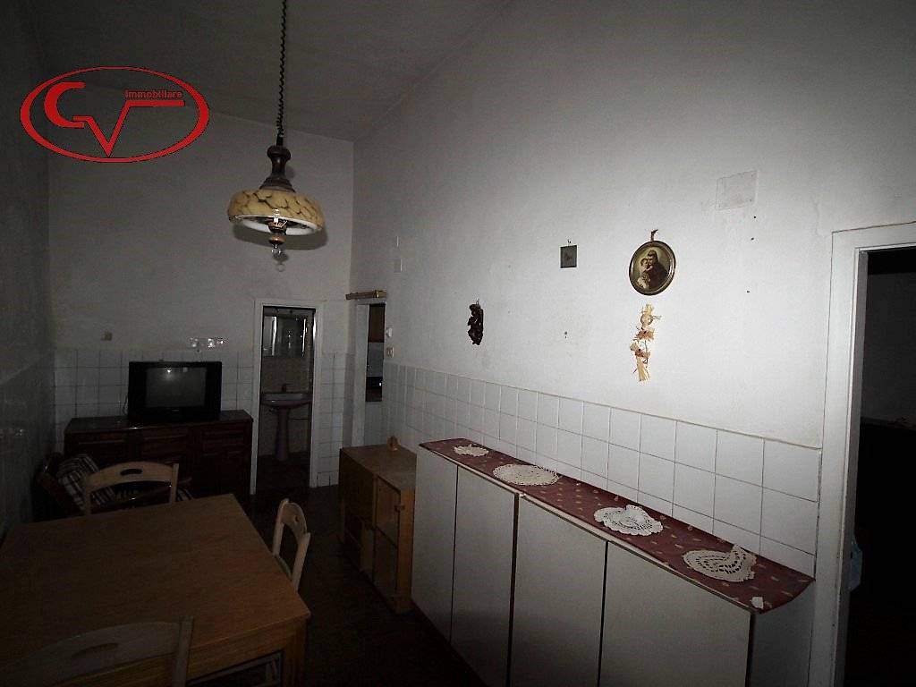 Casa indipendente a Montevarchi in Via della Fonte - Foto 4