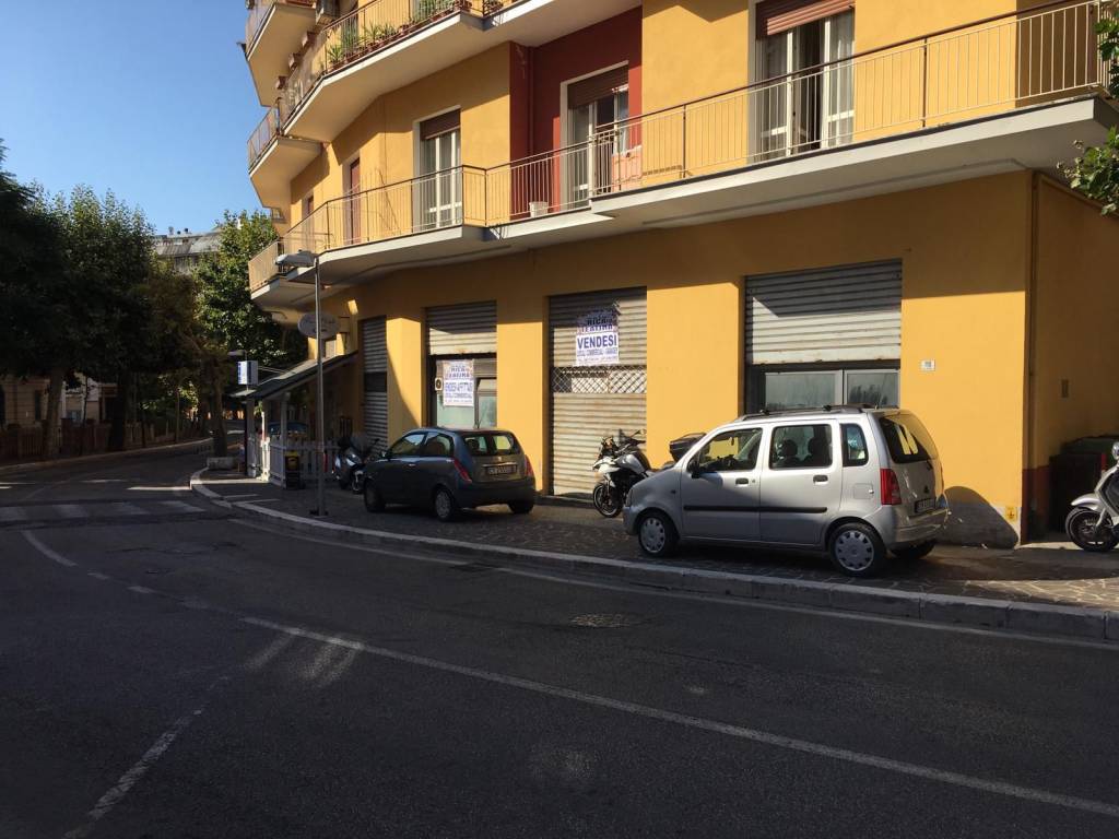Box / garage a Chieti in Viale Giovanni Amendola, 84 - Foto 4