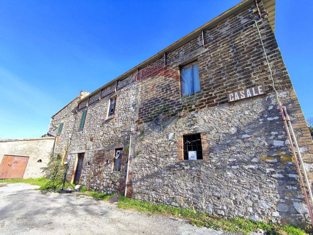 Rustico / casale a Foligno in Via Casale, 15 - Foto 2