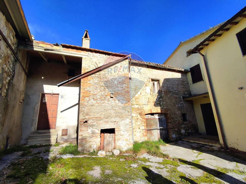 Rustico / casale a Foligno in Via Casale, 15 - Foto 5