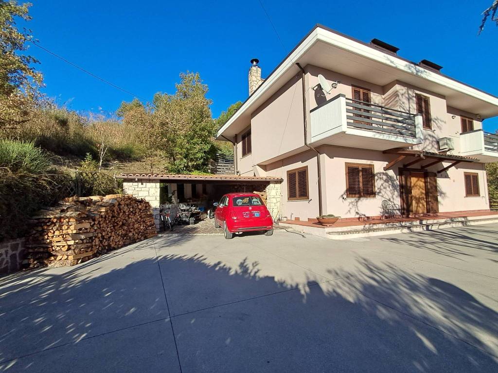 Villa a Ascoli piceno in Via Romana - Foto 2