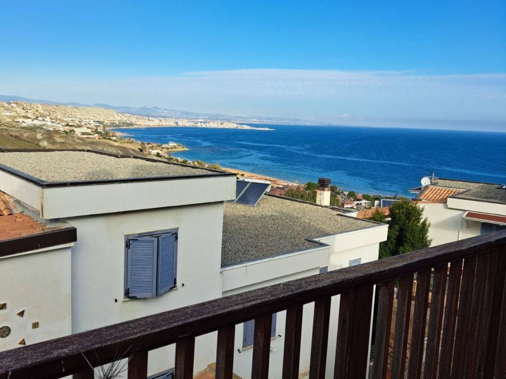 Villa a Crotone in viale magnagrecia - Foto 2