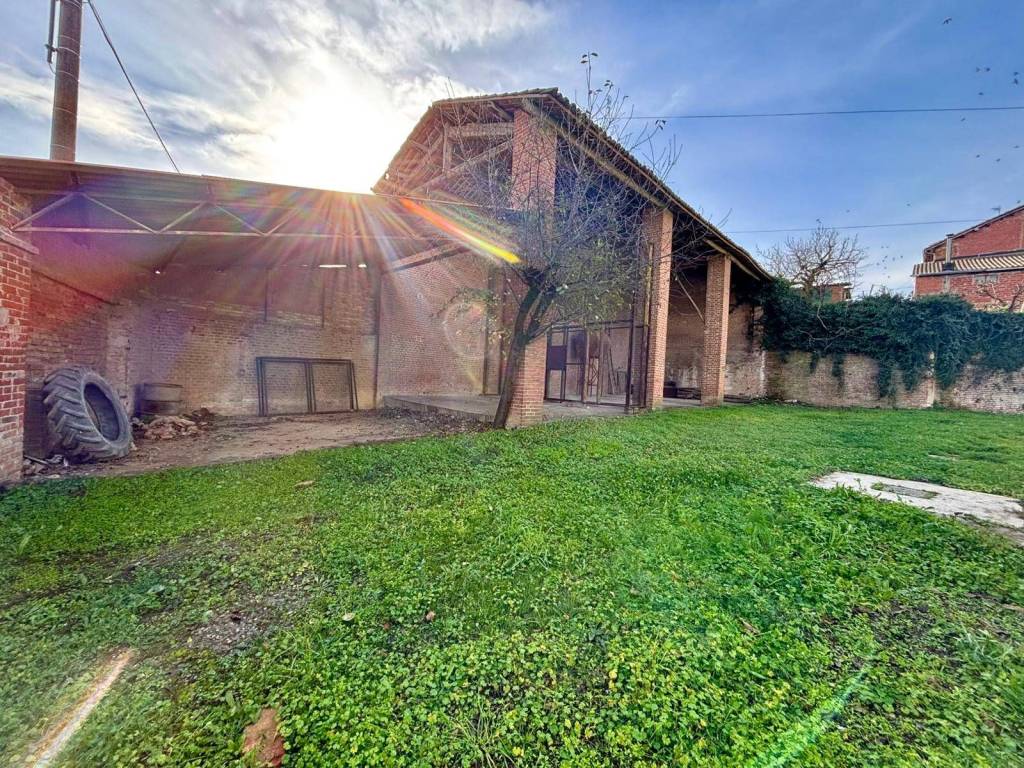 Casa indipendente a Oviglio in VIA MARCONI, 4 - Foto 4