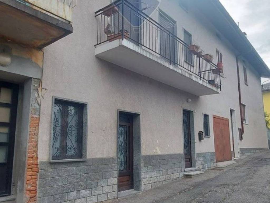 Appartamento a Cuvio in Via Cà di Gnem, 1 - Foto 2
