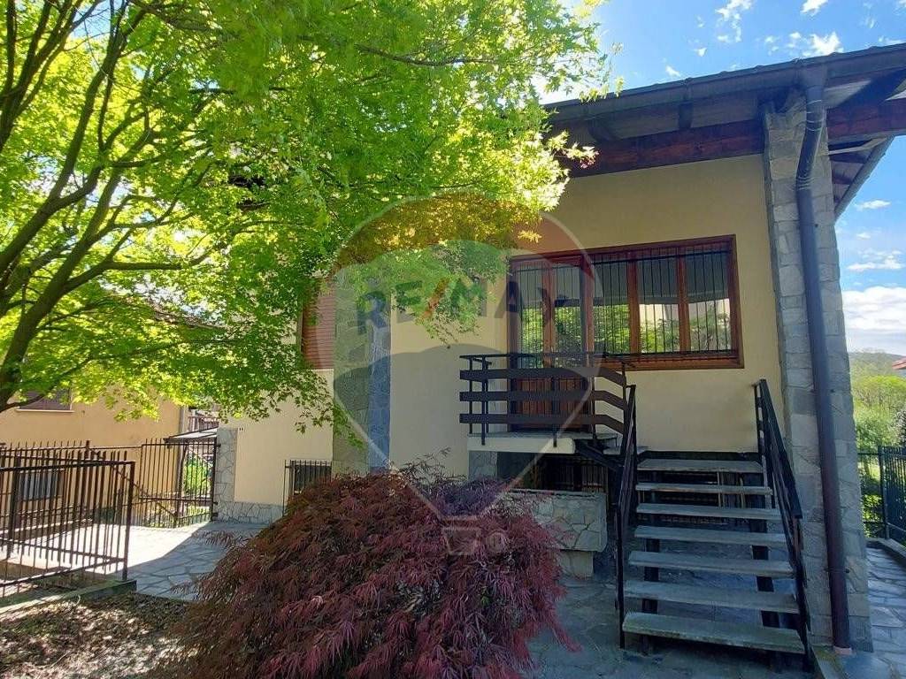 Appartamento a Cuveglio in Via Vidoletti, 99 - Foto 2