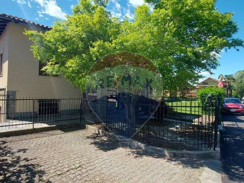 Appartamento a Cuveglio in Via Vidoletti, 99 - Foto 4