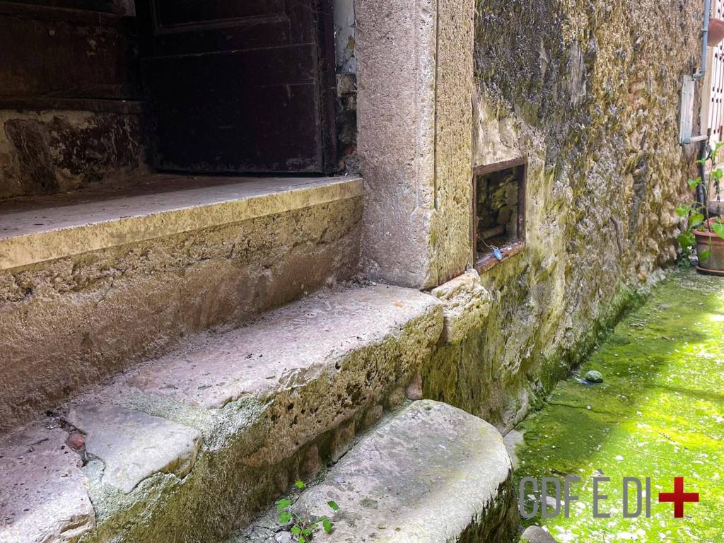 Casa indipendente a Poggio nativo in Via Francesco Florido - Foto 3