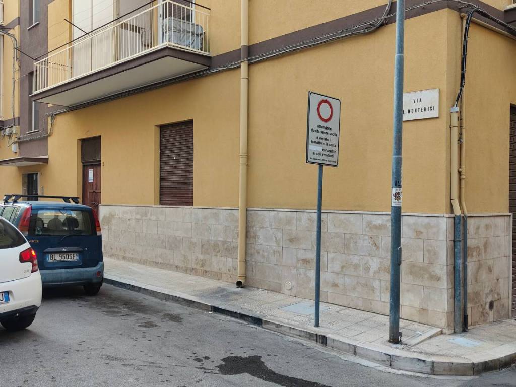 Box / garage a Bisceglie in Vico Fragatella, 13 - Foto 3