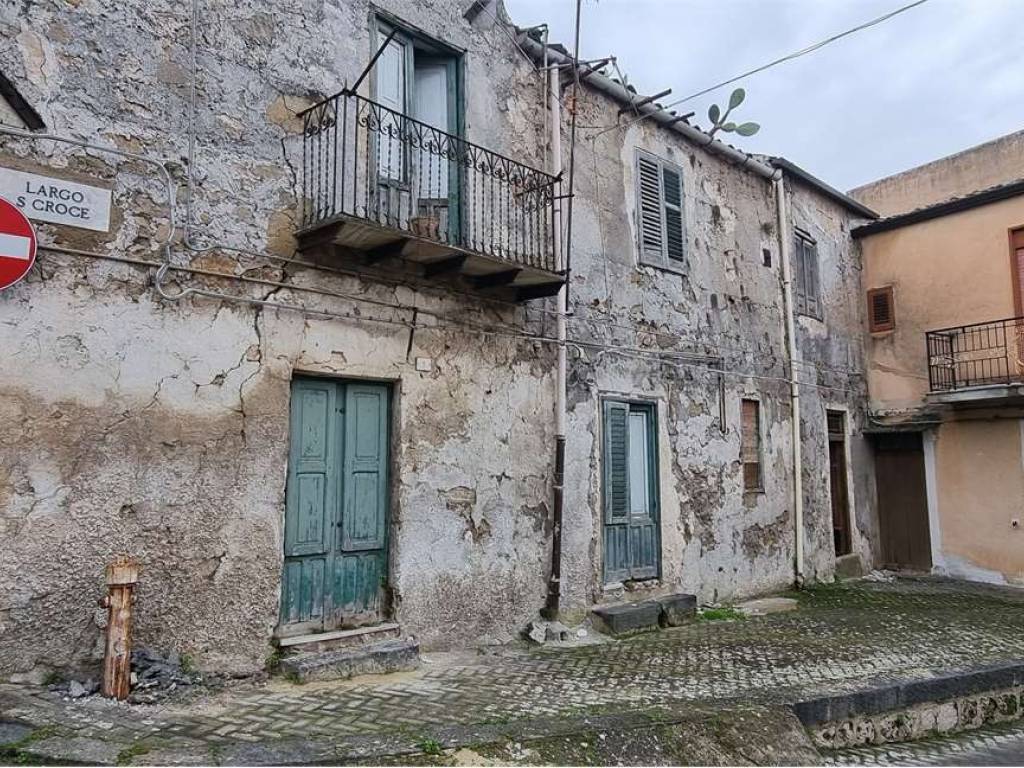 Casa indipendente a Campofranco in largo Santa Croce, 5 - Foto 2