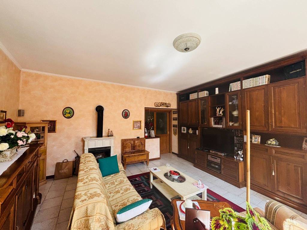 Appartamento a Alessandria in Via Dante Alighieri, 52 - Foto 4