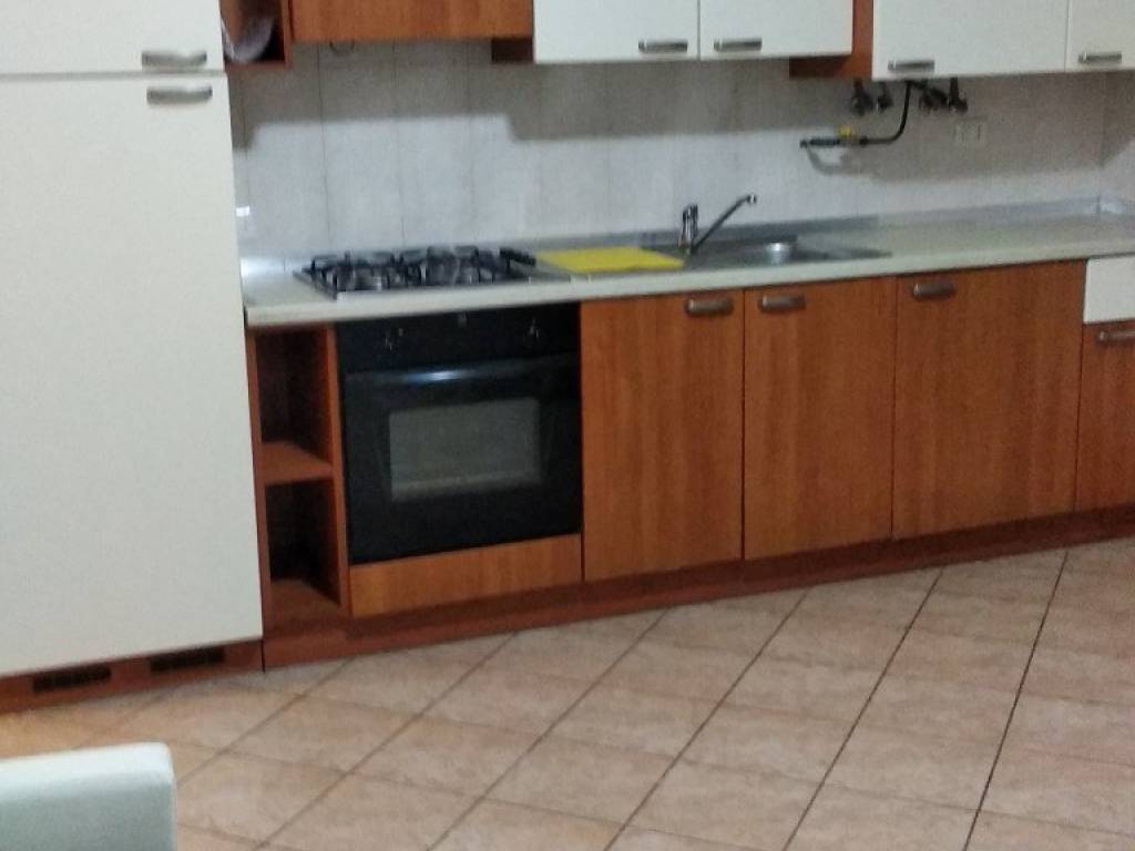 Appartamento a Cadrezzate con osmate in Via Mario Vallerini, 361 - Foto 3