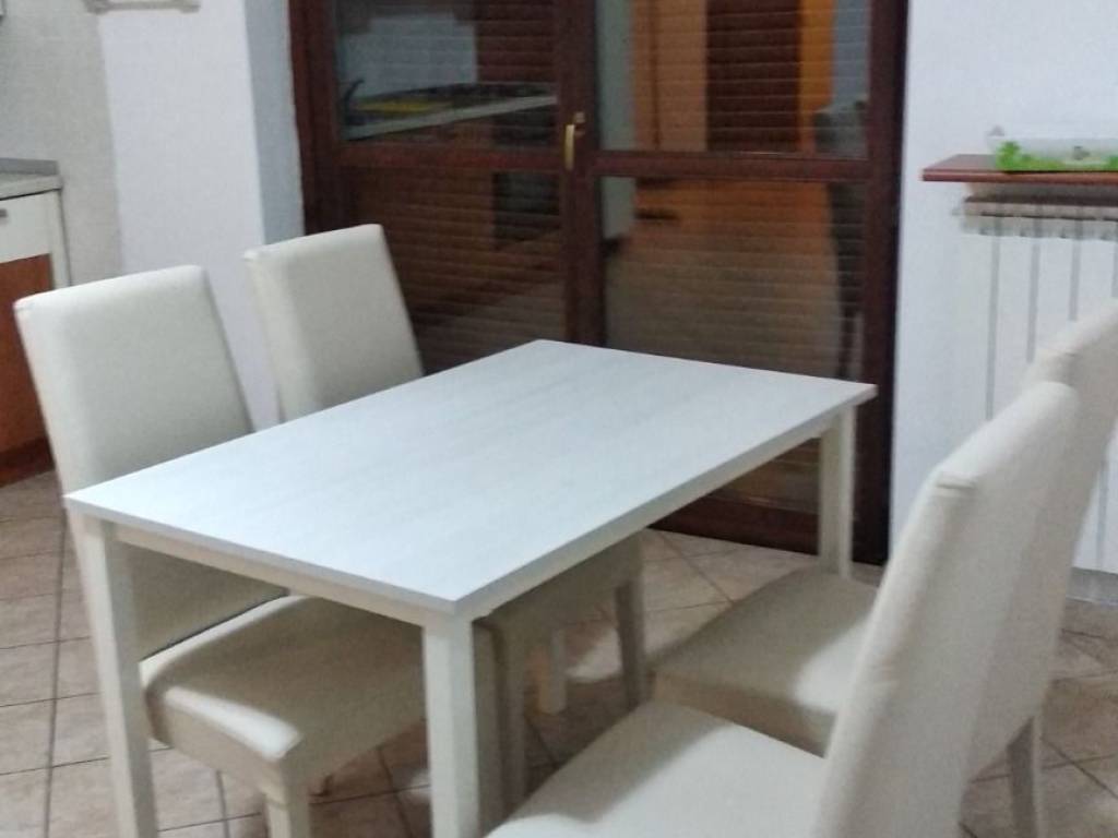 Appartamento a Cadrezzate con osmate in Via Mario Vallerini, 361 - Foto 4