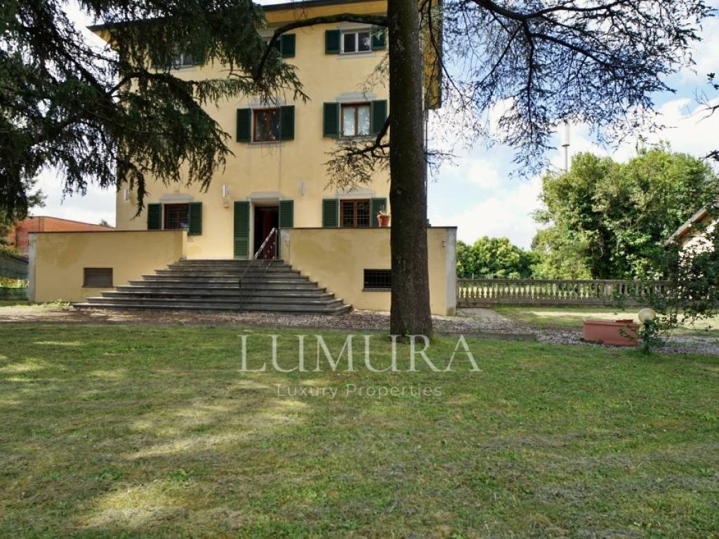 Villa a Lucca in Viale San Concordio - Foto 2