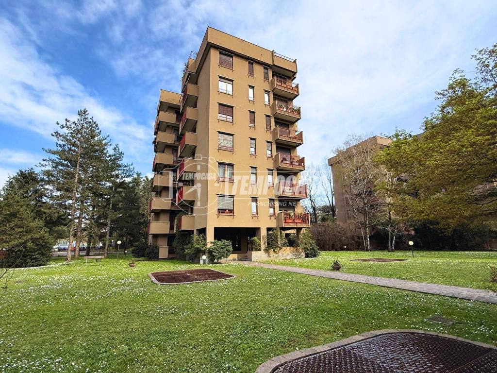 Appartamento a Monza in Via Niccolò Paganini 34 - Foto 1