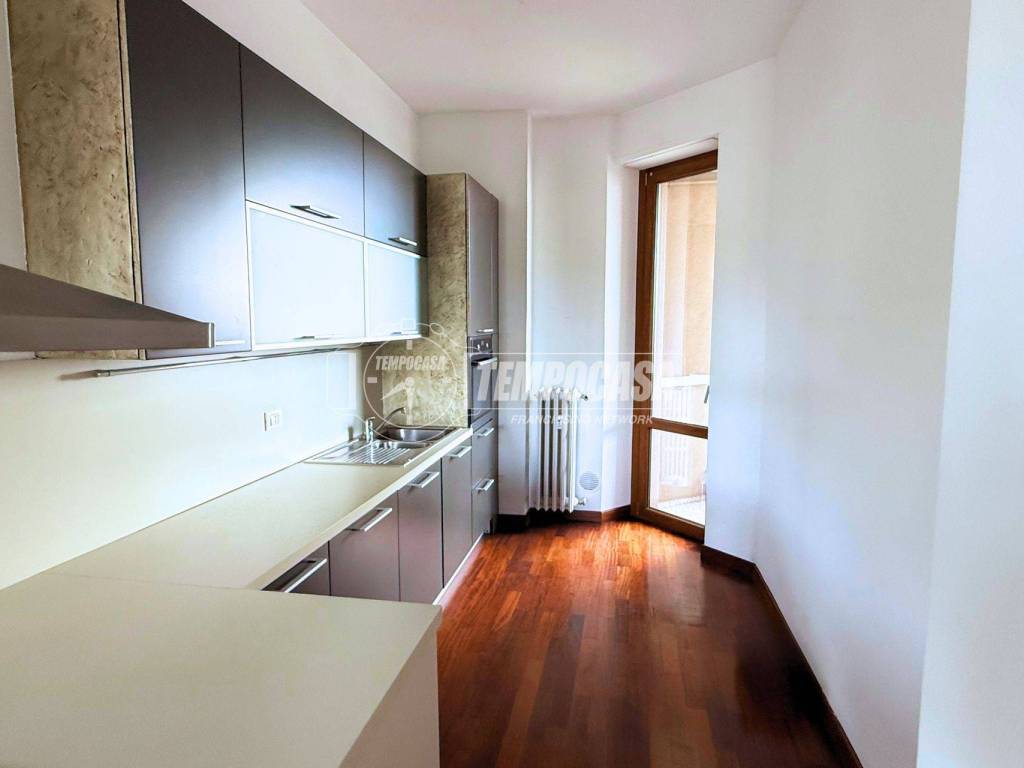 Appartamento a Monza in Via Niccolò Paganini 34 - Foto 5
