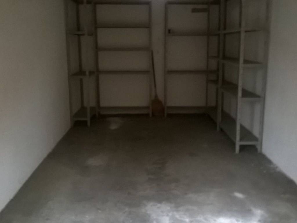 Box / garage a Vigevano in Via Achille Grandi - Foto 3