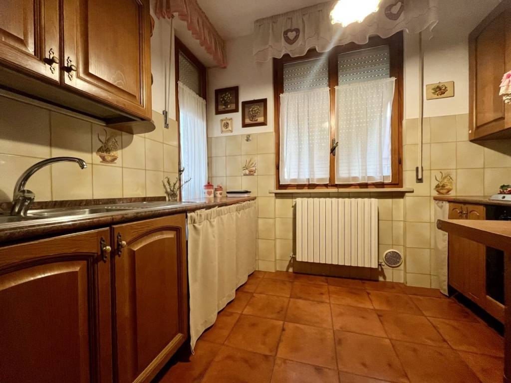 Appartamento a Monsano in Via Martiri della Resistenza - Foto 5