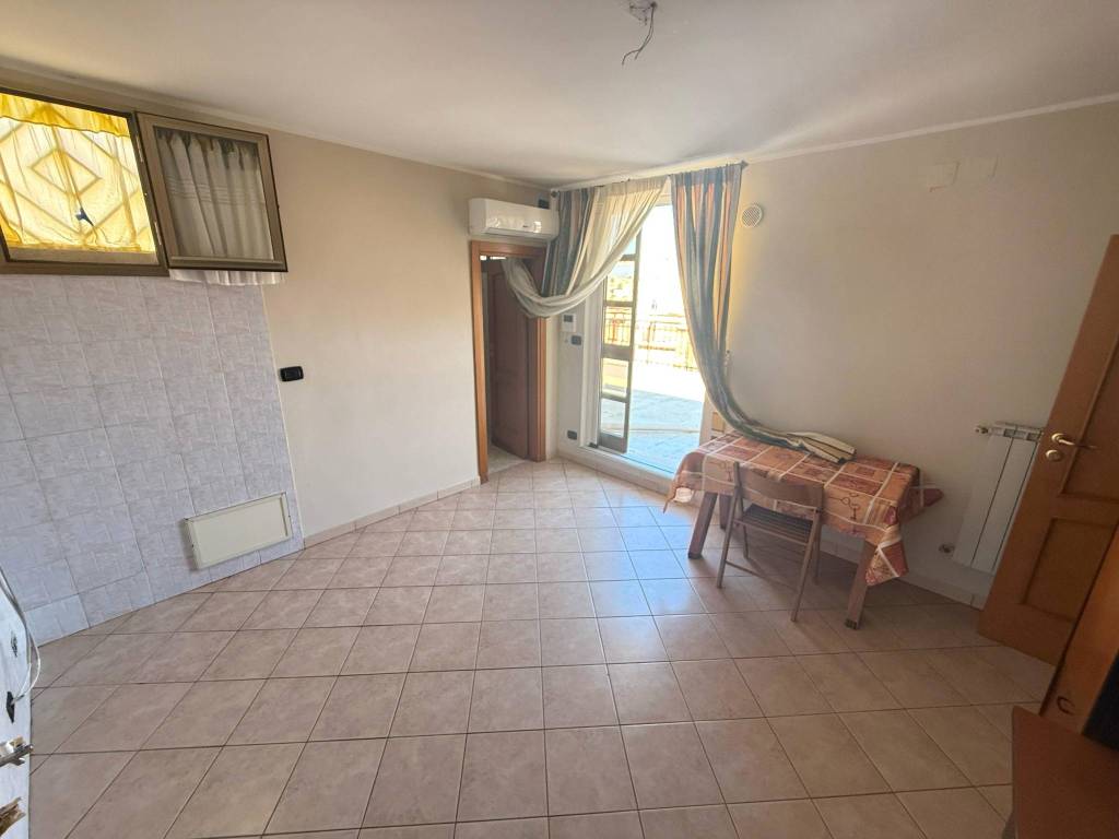 Appartamento a Barletta in Via Matera - Foto 3