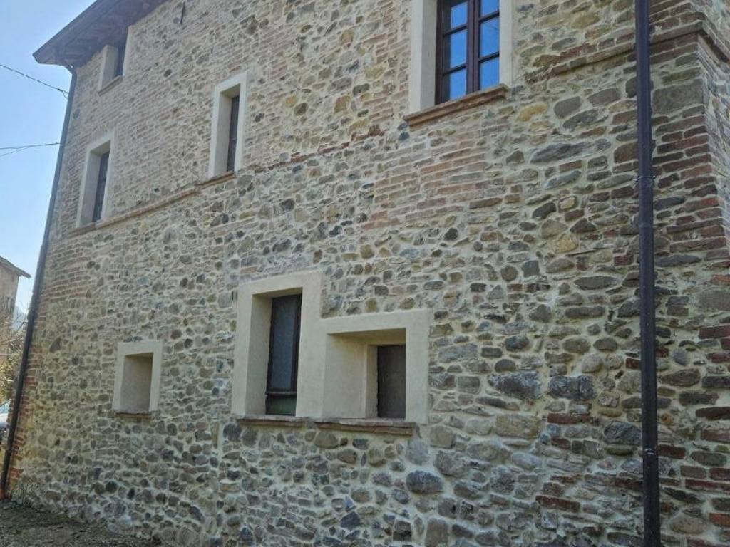 Rustico / casale a Quattro castella in Via Rio Enzola - Foto 5
