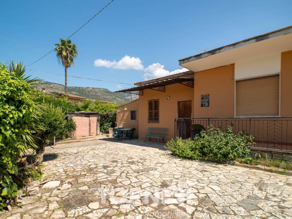 Villa a Terracina in Strada Fischiere - Foto 3